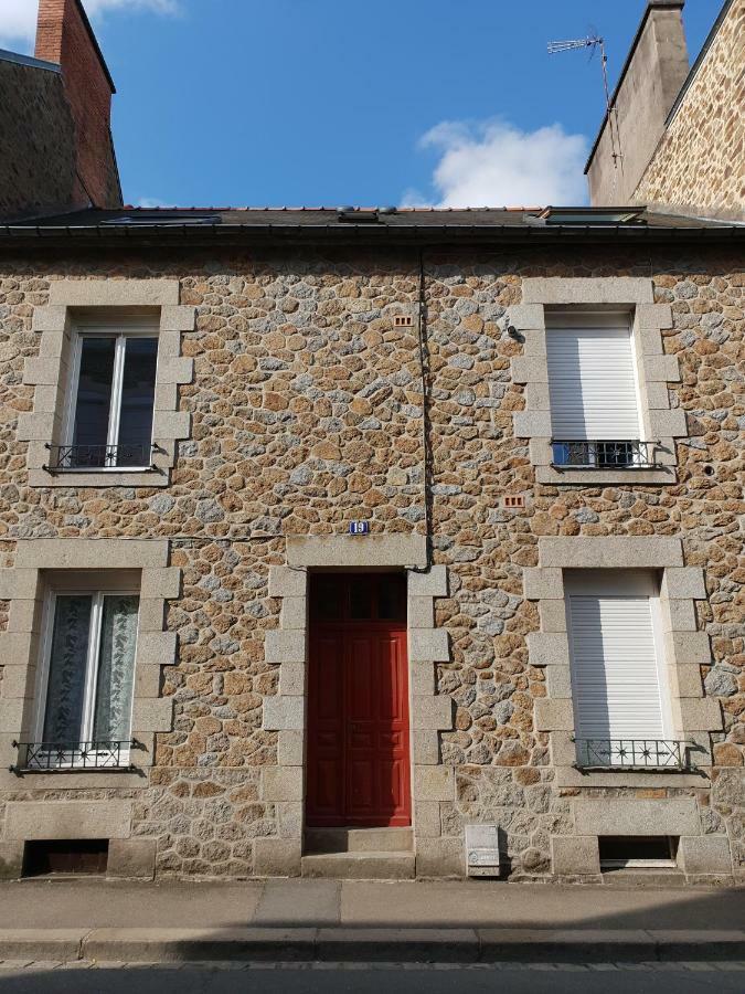 Studio Centre De Fougeres Exterior photo